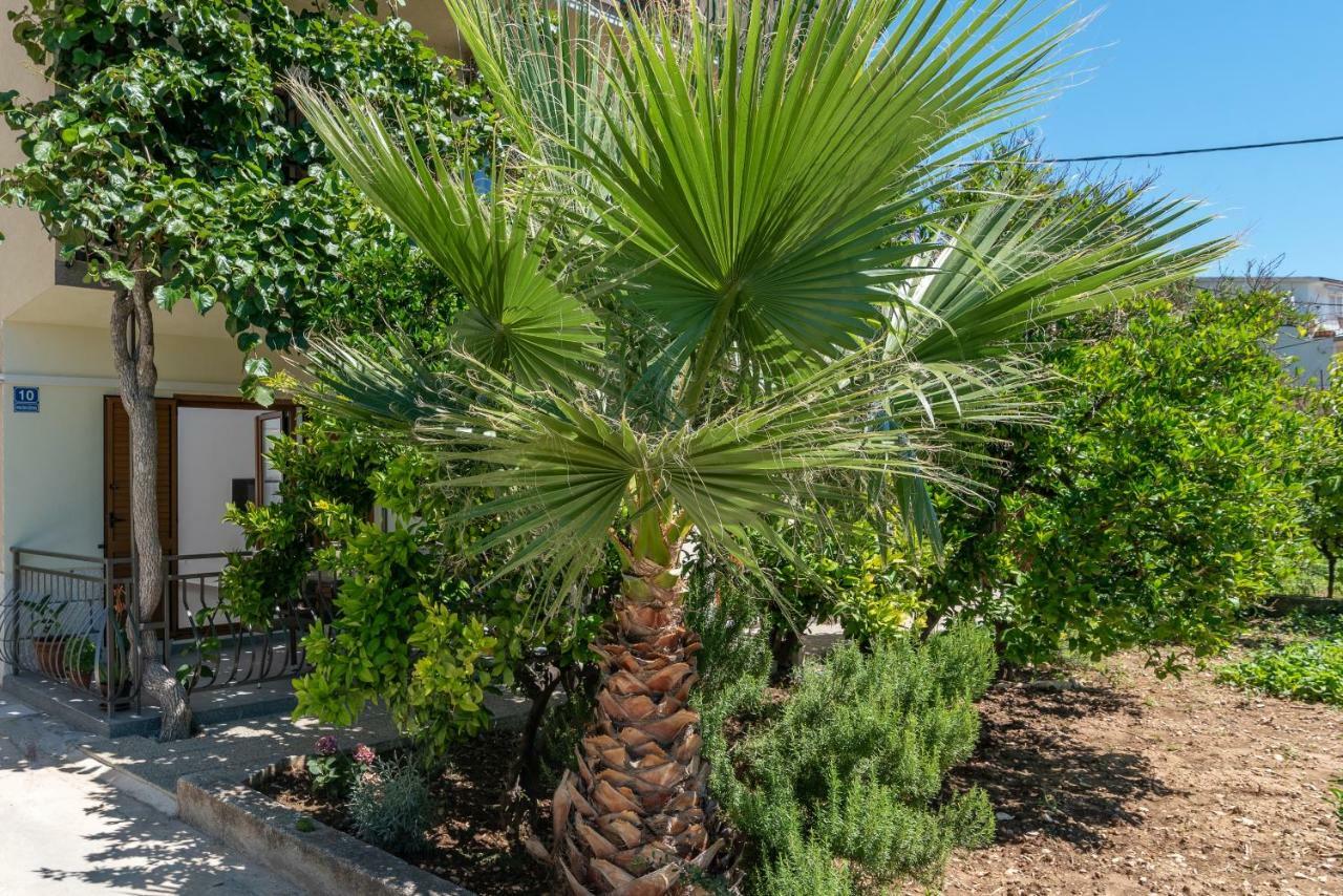 Kiwi Lejlighed Trogir Eksteriør billede